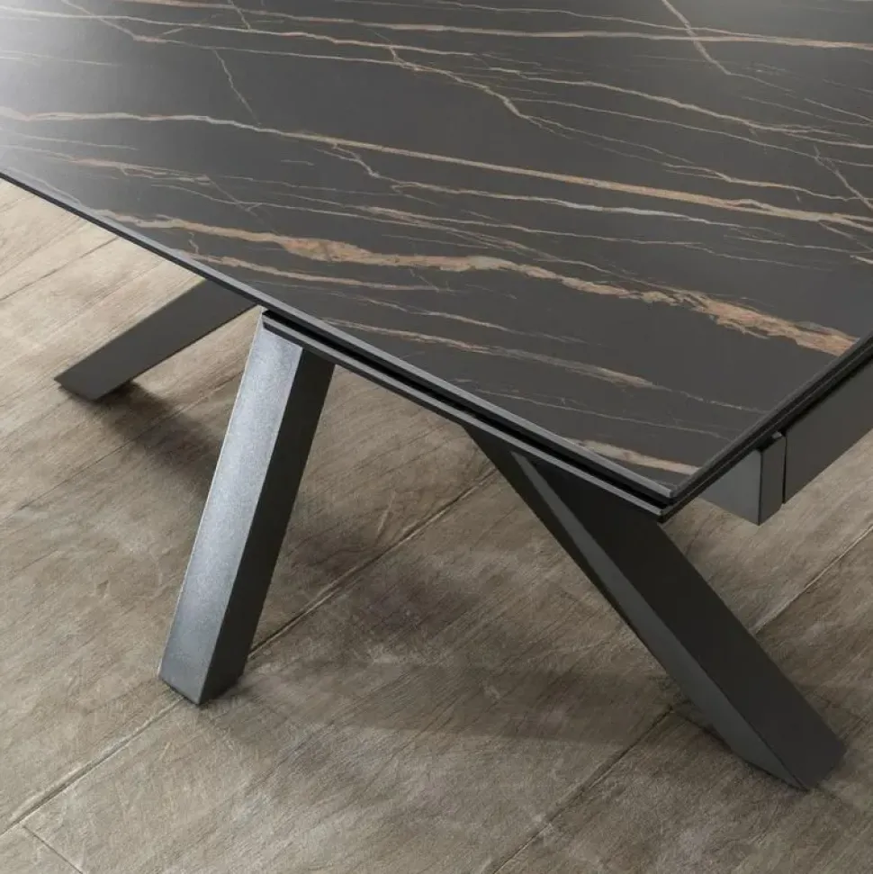 Tavolo Ceramic 1 di Artigianale scontato del 39%