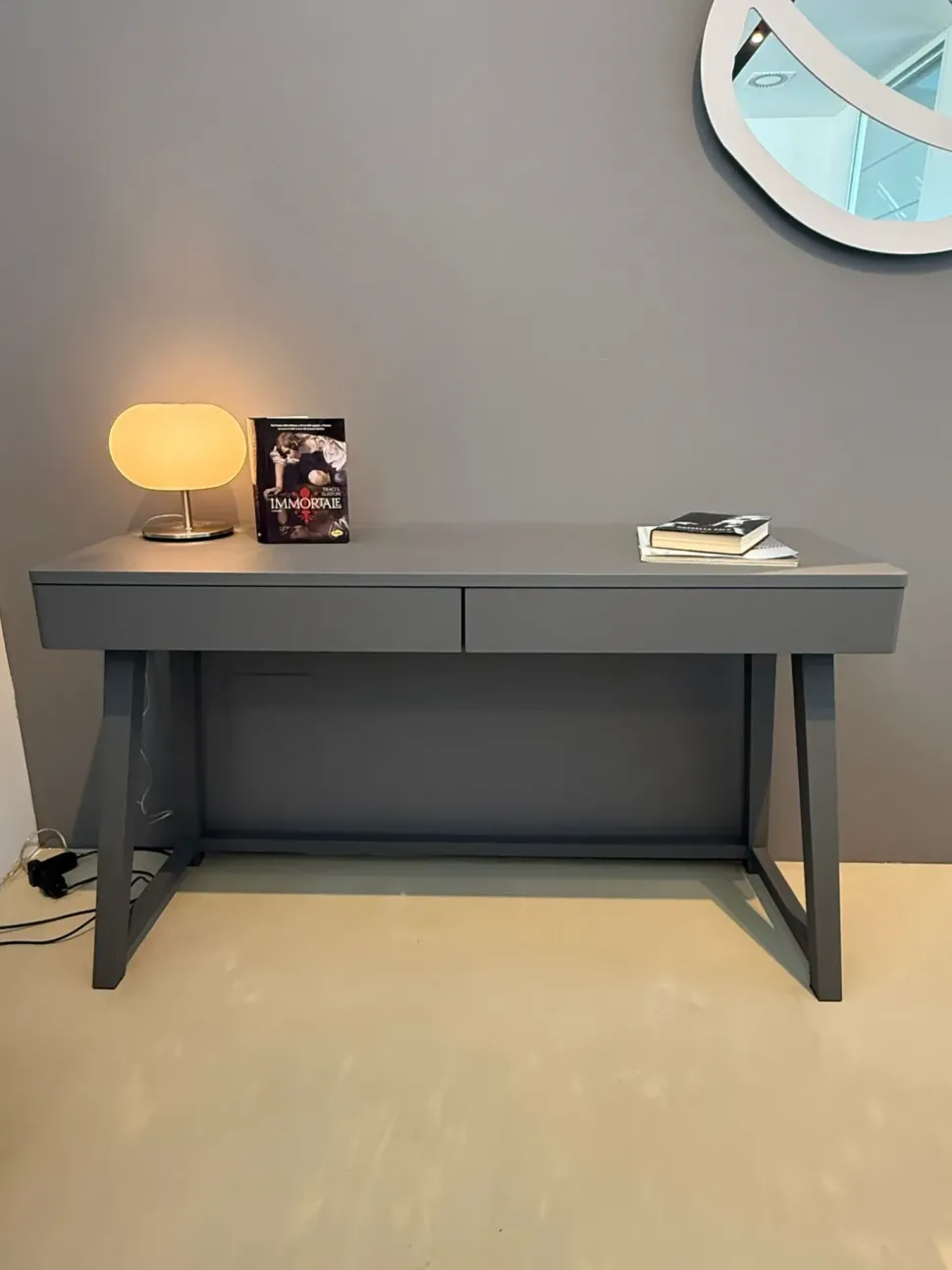 Tavolo consolle modello Gervasoni scrittoio gray Gervasoni a prezzo Outlet