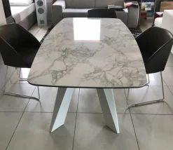 Tavolo Cosmo Friulsedie in marmo Fisso