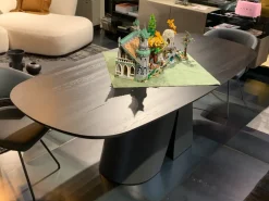 Tavolo Cosmopolitan Devina nais in legno Fisso