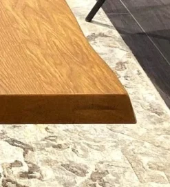 Tavolo Filo Alta corte in OFFERTA OUTLET -30%