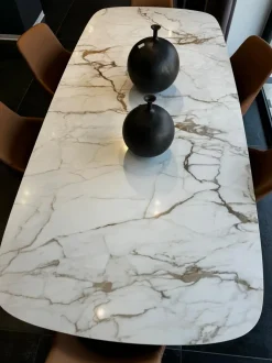 Tavolo Flame Bonaldo in OFFERTA OUTLET -32%