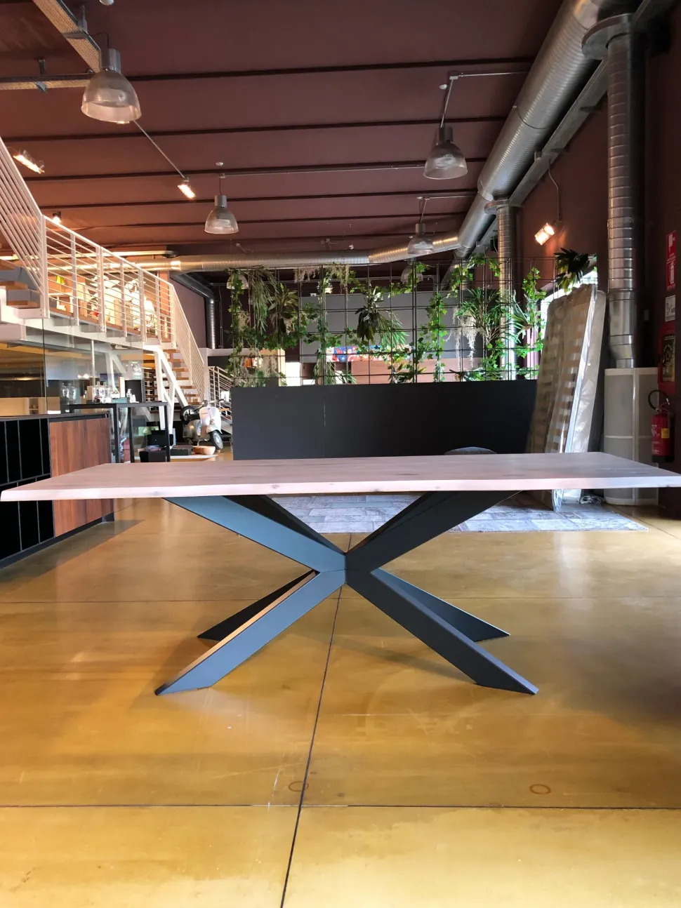 Tavolo Free table Devina nais in legno Fisso