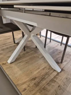 Tavolo in ceramica rettangolare Bilbao Artigianale in offerta outlet