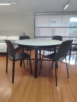 Tavolo in laminato rotondo Combo tondo Pointhouse in offerta outlet