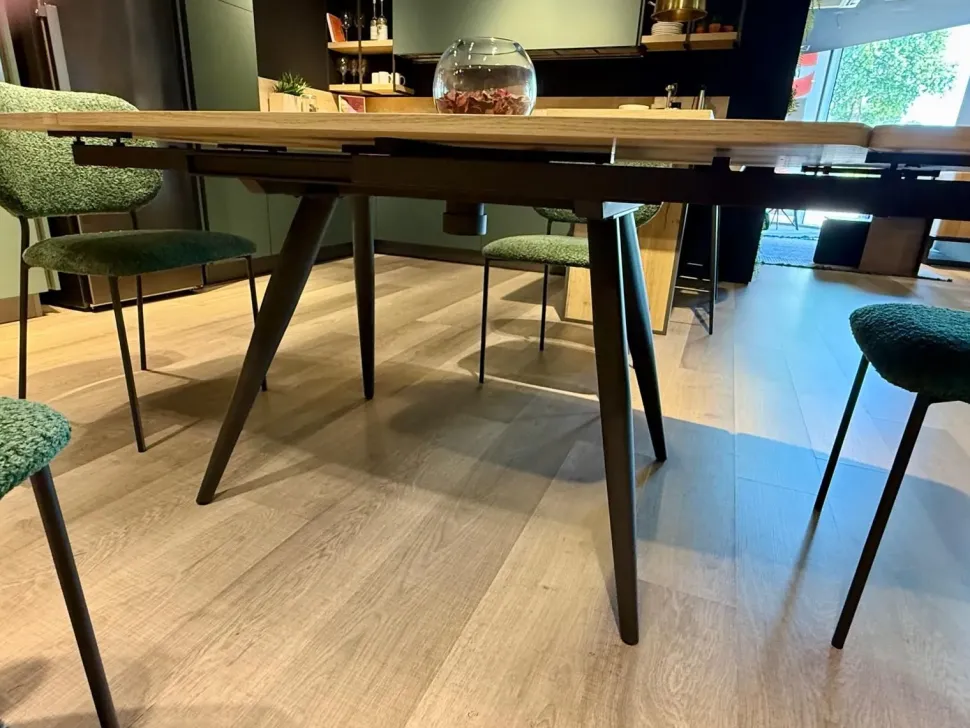 Tavolo in laminato sagomato Elica Sedit a prezzo scontato