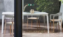 Tavolo in legno e resina quadrato Tavolo steelwood in hpl bianco 145x145 magis Magis a prezzo ribassato