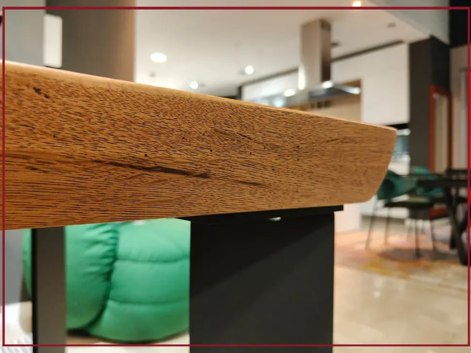 Tavolo in offerta outlet modello Master line new di Devina nais