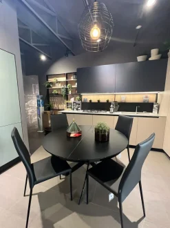 Tavolo in vetro rotondo Barone con vetro velvet antigraffio Bontempi a prezzo ribassato