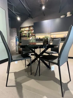 Tavolo in vetro rotondo Barone con vetro velvet antigraffio Bontempi a prezzo ribassato