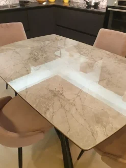 Tavolo New Port. Design moderno!