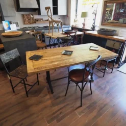 Tavolo Outlet etnico Tavolo singer ghisa e lagno massello in offerta  PREZZI OUTLET