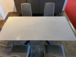 Tavolo rettangolare in ceramica Diago di Ozzio in Offerta Outlet