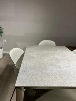 Tavolo rettangolare in laminato Artic di Connubia in Offerta Outlet