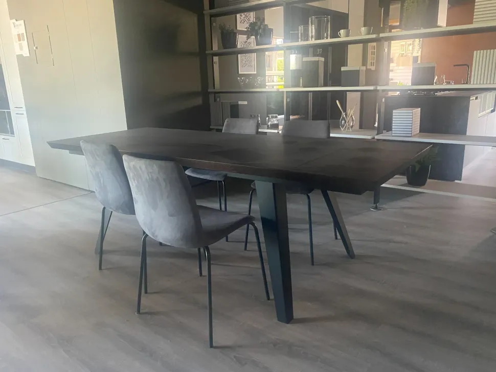 Tavolo rettangolare in legno Scott Stones in Offerta Outlet