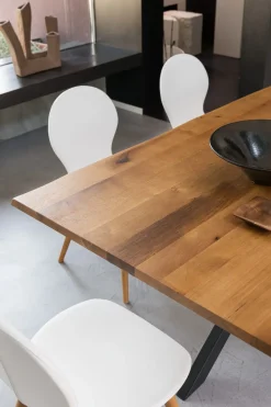 Tavolo rettangolare in legno Cross di Collezione esclusiva in Offerta Outlet