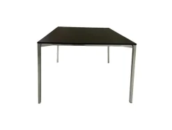 Tavolo rettangolare in legno e resina Tavolo table_one gambe lucide 100x159 magis di Magis in Offerta Outlet