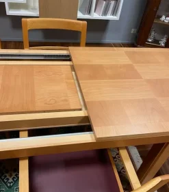 Tavolo rettangolare in legno Quadro di Artigianale in Offerta Outlet