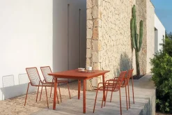 Tavolo rettangolare in metallo Plus 4  Emu in Offerta Outlet