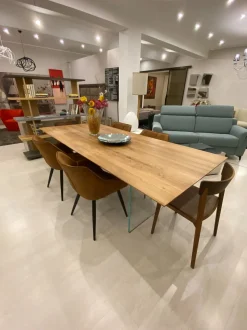 Tavolo rettangolare Manhattan di Devina nais a prezzo riservato