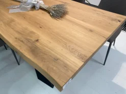 Tavolo rettangolare Metal legno kuba Alta corte scontato del 23%