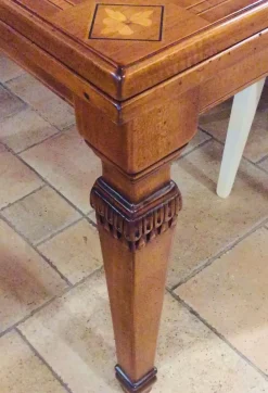 Tavolo Rosonato Artigianale in legno Allungabile