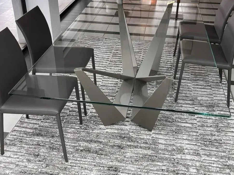 Tavolo Skorpio di Cattelan italia scontato del 29%
