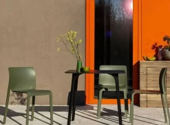 Tavolo Tavolo first 90x140 magis Magis a prezzo ribassato