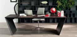 Tavolo Vega Cattelan Italia: metallo fisso, design moderno.