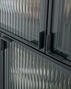 Tomasella: Madia Nina a prezzi scontati. Progettata per interni.