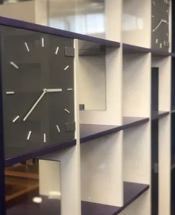 Vendita di arredi di grandi marchi in stile design a prezzi vantaggiosi.